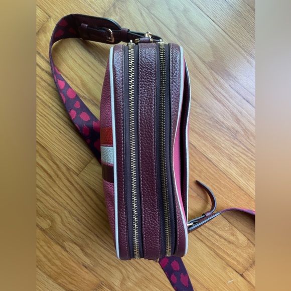 Coach Authentic Pink & White Leather Crossbody Bag w. Pink Leopard Strap - Picture 9 of 10